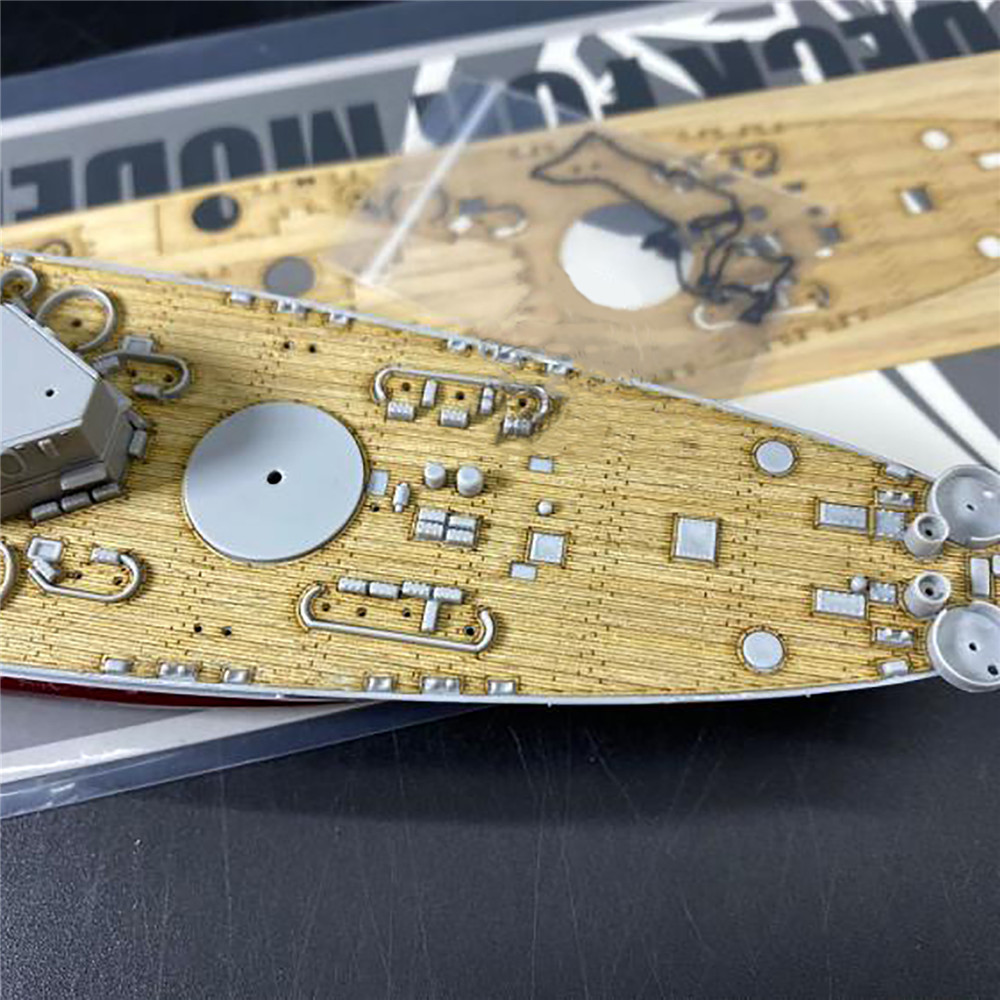 Model Kit Battleship - 1/700 สเกล ดาดฟ้าไม้และโซ่สมอสำหรับทรัมเปเตอร์ 05734 USS North